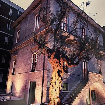 B&B Palazzo Storico Di Nicola ペスカーラ エクステリア 写真