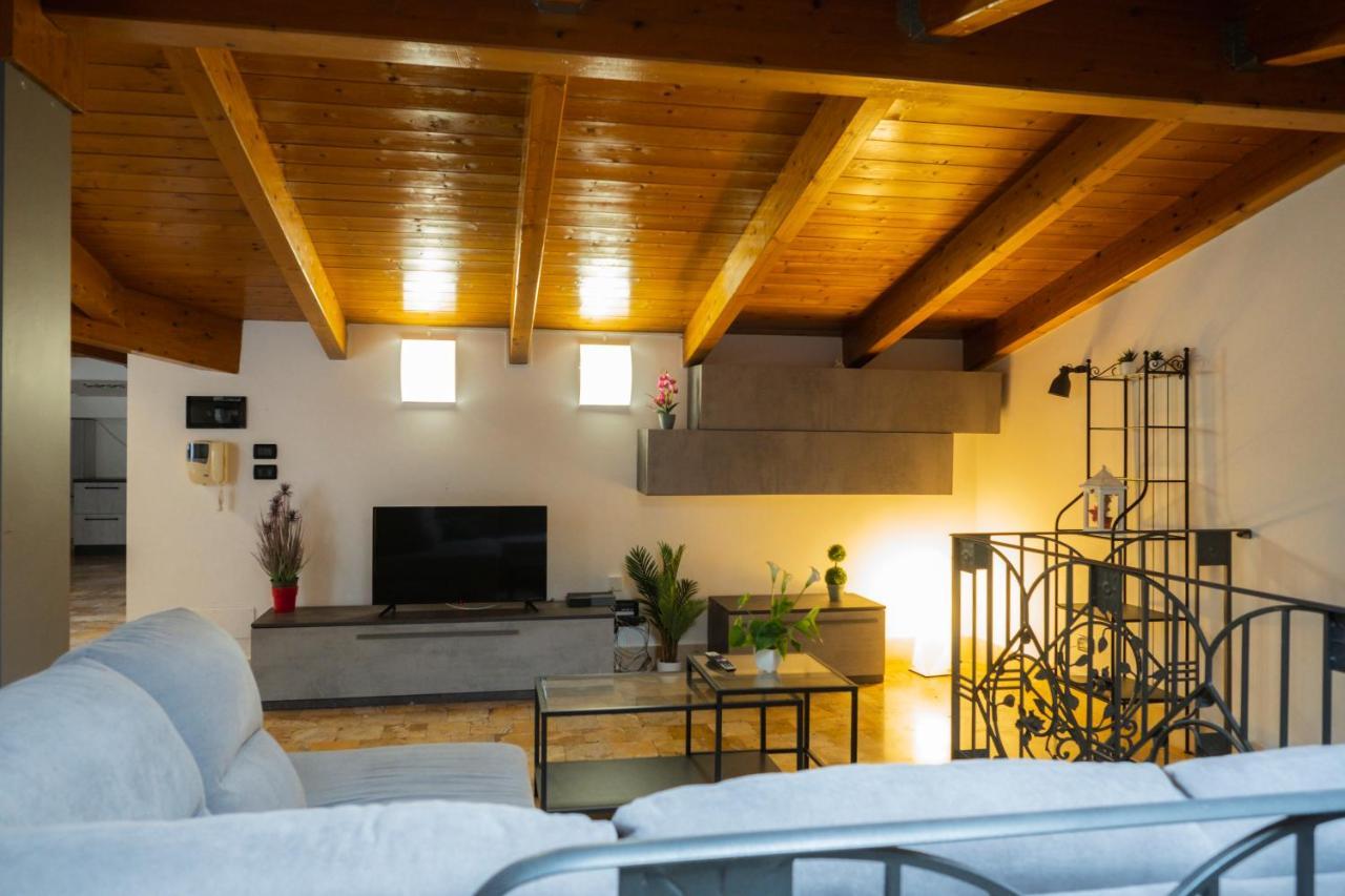 B&B Palazzo Storico Di Nicola ペスカーラ エクステリア 写真